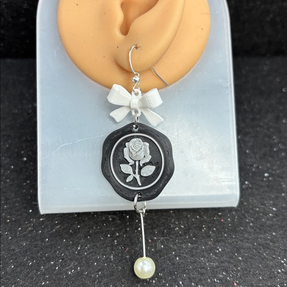 Black & Silver Rose Stamp Earrings with White Bow & Pearl Drop - Picture 4 of 5